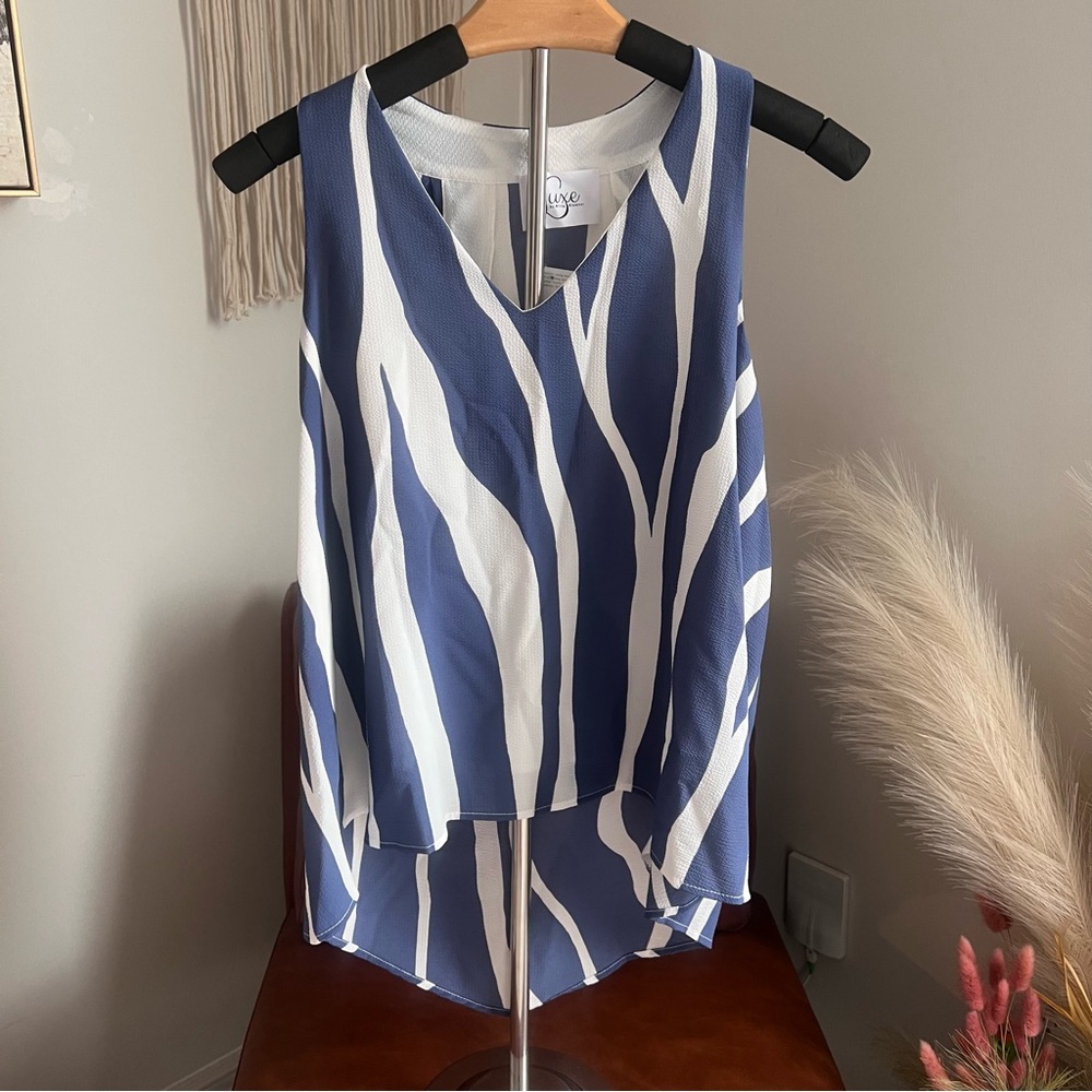 Luxe by Bling Glamour Tank Top - Size Small - NWT